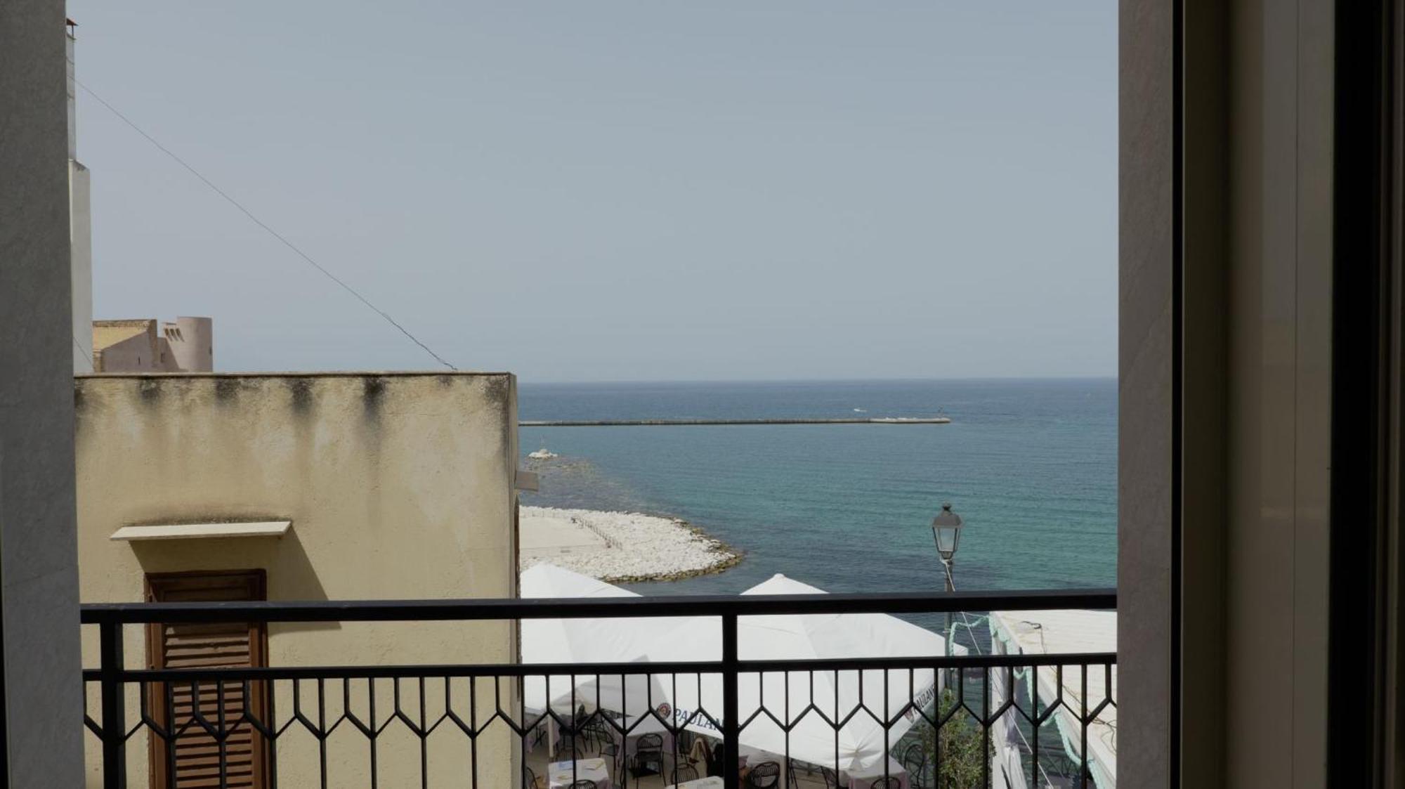 Umari Rooms Castellammare del Golfo Εξωτερικό φωτογραφία